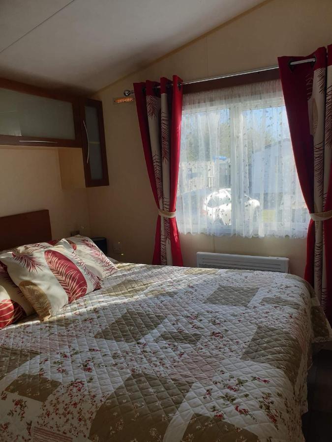 La Chanterie Agreable Mobil-Home Residentiel Normand Saint-Pair-sur-Mer Exterior foto